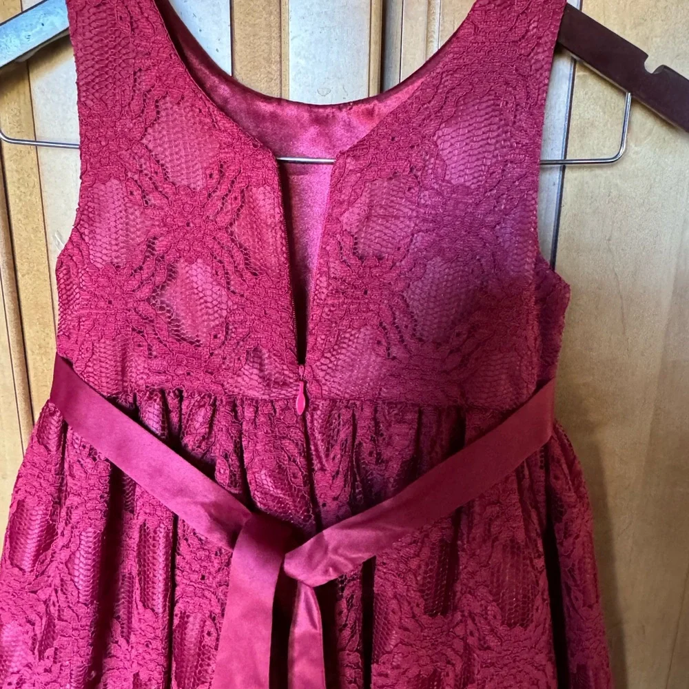 Girl Red Dress Size 6 - Picture 6 of 9